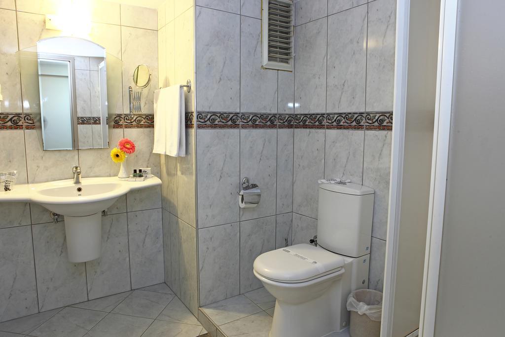 Arma Hotel Manisa Extérieur photo
