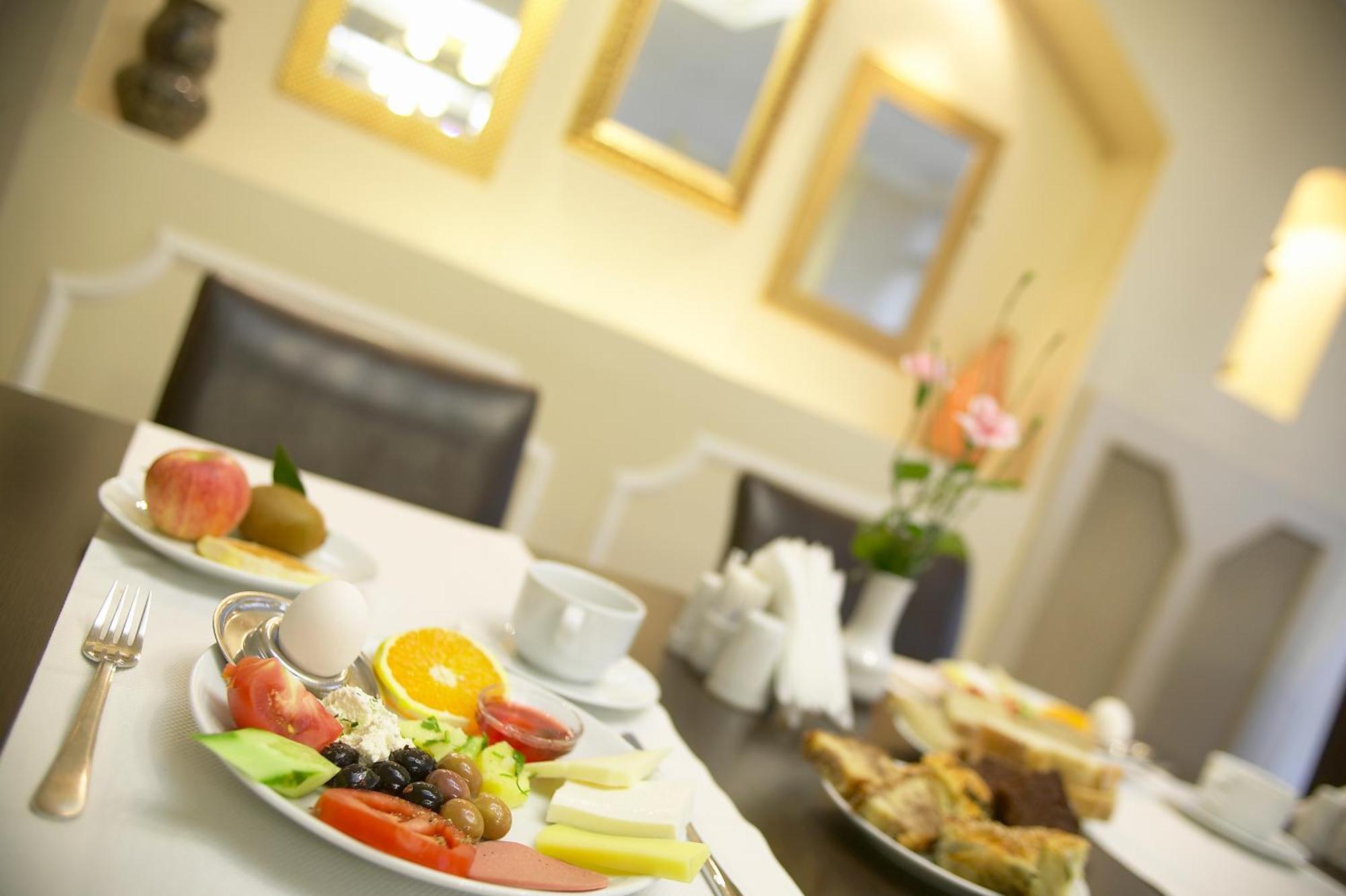 Arma Hotel Manisa Extérieur photo