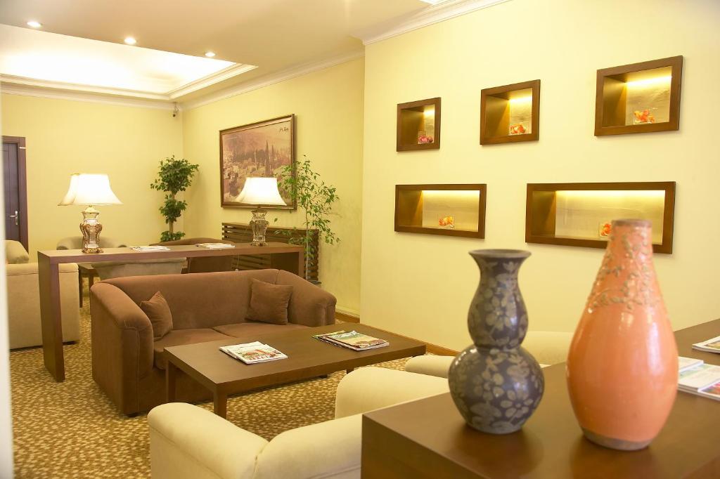 Arma Hotel Manisa Extérieur photo